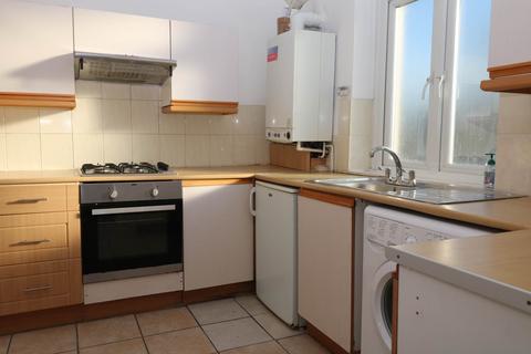 2 bedroom flat to rent, Tollington Park, London