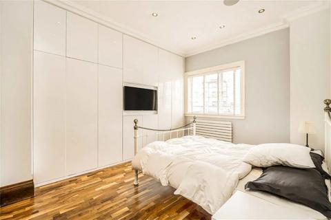 2 bedroom flat to rent, Baker Street, London NW1