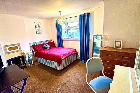 1 bedroom in a house share to rent, Redbridge Grove, Havant, Hampshire, PO9