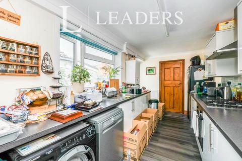 2 bedroom terraced house to rent, Winchester Road, Portsmouth, PO2
