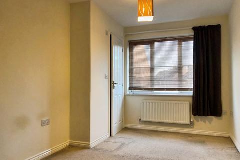 2 bedroom coach house to rent, Melstock Road, Taw Hill, Swindon, SN25