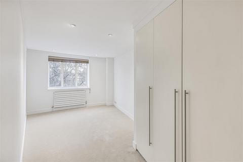 2 bedroom flat for sale, Upper Richmond Road, London