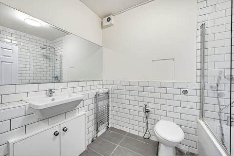 4 bedroom flat to rent, Tilney Street, London