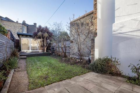 undefined, Kimberley Avenue, Nunhead, SE15