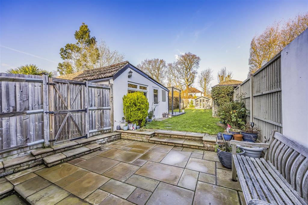 28 Silvester Road, Cowplain-Portico Marketing-Sold B