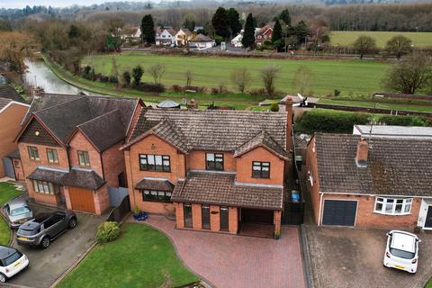 Stourton Crescent, Stourbridge