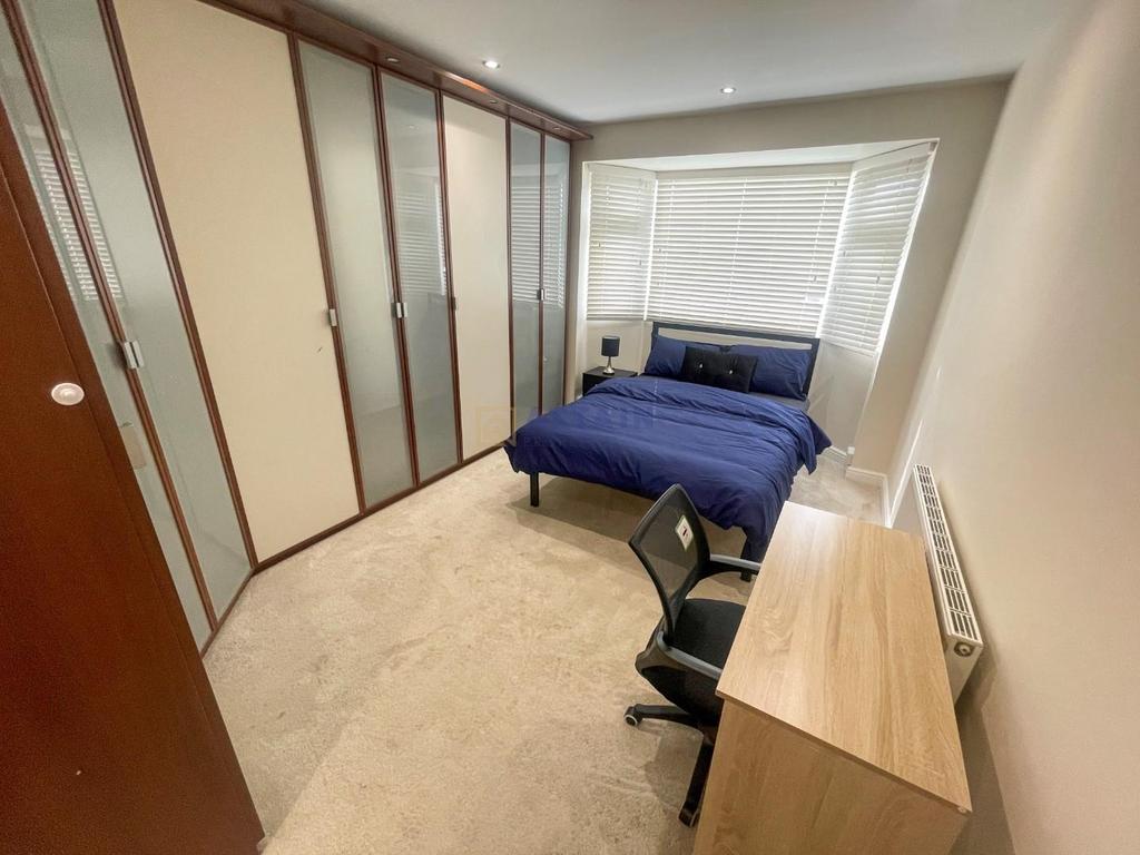 Master Bedroom.jpg