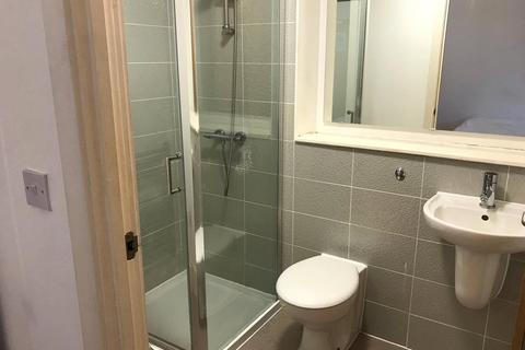 Flat to rent, Town Hall, Bexley Square, Salford, Manchester, M3