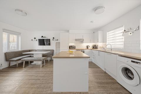 undefined, Waterside, Dartford DA1