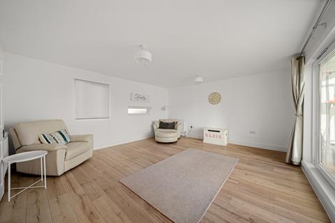 undefined, Waterside, Dartford DA1