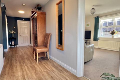 3 bedroom link detached house for sale, Brier Park, Nawton, York