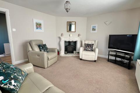 3 bedroom link detached house for sale, Brier Park, Nawton, York