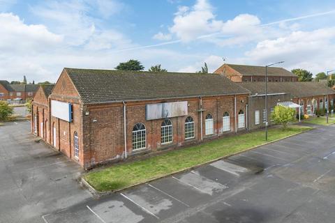 Hairdresser and barber shop to rent, Sleaford Rd Boston PE21 8EG