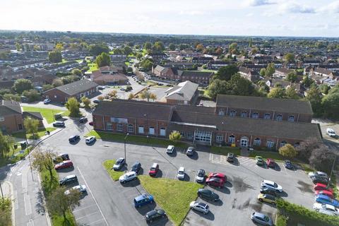 Hairdresser and barber shop to rent, Sleaford Rd Boston PE21 8EG