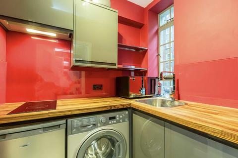 Studio for sale, Sloane Avenue, London SW3