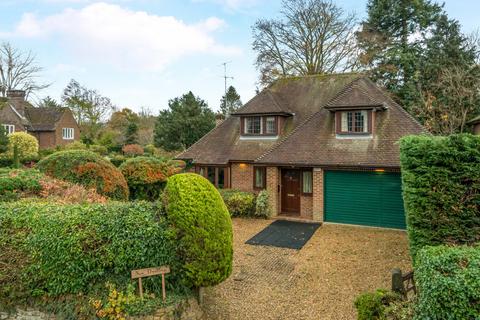 undefined, Grosvenor Road, Godalming GU7