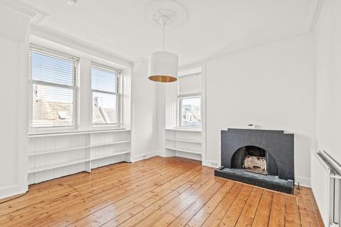 4 bedroom flat for sale, Lion Well Wynd, Linlithgow, EH49