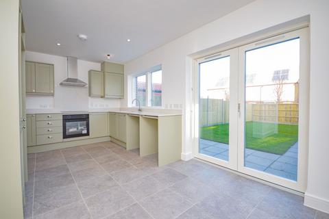 3 bedroom semi-detached house to rent, Hobbs Close, Wells-Next-The-Sea, NR23