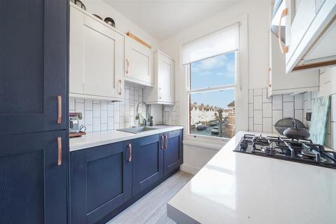 1 bedroom flat for sale, Bruce Road, Willlsedn Junction, London