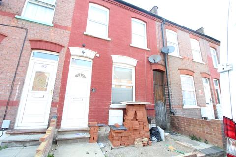 undefined, Malvern Road, Luton, Bedfordshire, LU1
