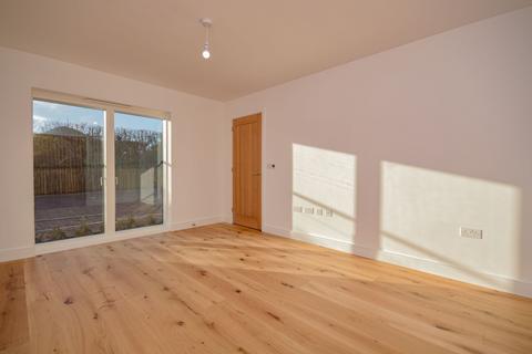 3 bedroom semi-detached house to rent, Hobbs Close, Wells-Next-The-Sea, NR23