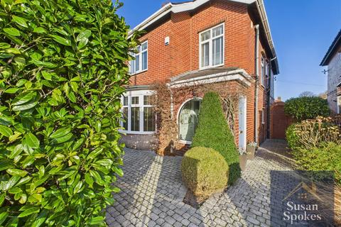 4 bedroom semi-detached house for sale, Sunderland Road, South Shields