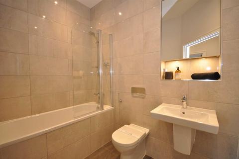 2 bedroom apartment to rent, Regents Green, Cloister Way, Leamington Spa