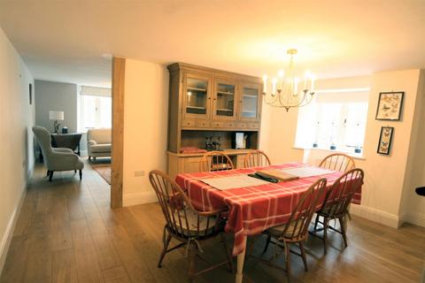 3 bedroom cottage to rent, Old Brewery Court, High Street, Somerby LE14