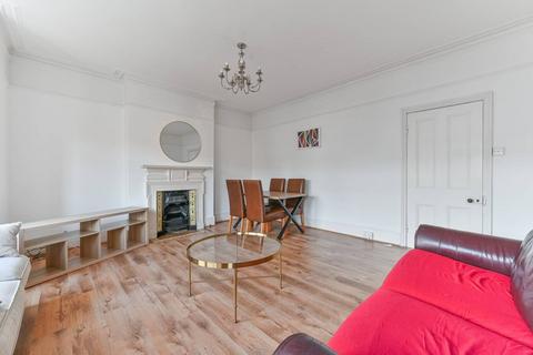 4 bedroom flat to rent, Clive Road, West Dulwich, London, SE21