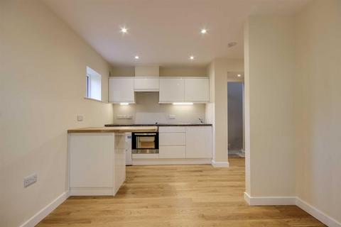 1 bedroom flat to rent, F8 Redworth Court, Upper Accommodation Road, Leeds
