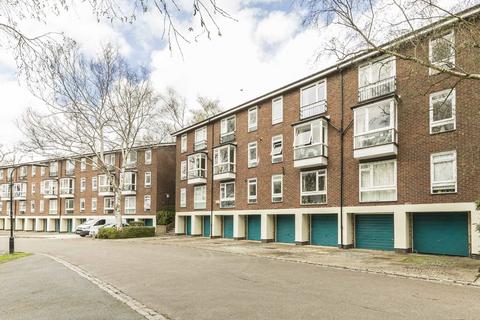 Fountain Drive, London SE19