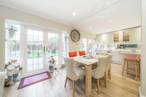 5 bedroom semi-detached house for sale, Bridge Way, Twickenham TW2