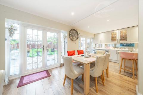 undefined, Bridge Way, Twickenham TW2