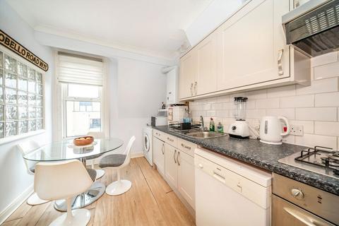 1 bedroom flat to rent, Heath Road, Twickenham TW1