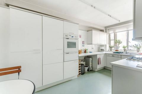 1 bedroom flat to rent, Portland Place, Marylebone, London, W1B