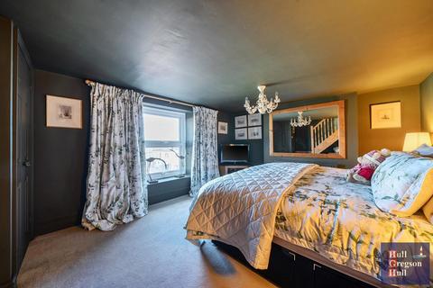 3 bedroom end of terrace house for sale, Wakeham, Portland