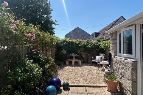 3 bedroom end of terrace house for sale, Wakeham, Portland