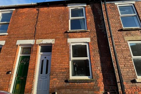 2 bedroom terraced house to rent - Regent Street, Beverley, East Yorkshire, HU17
