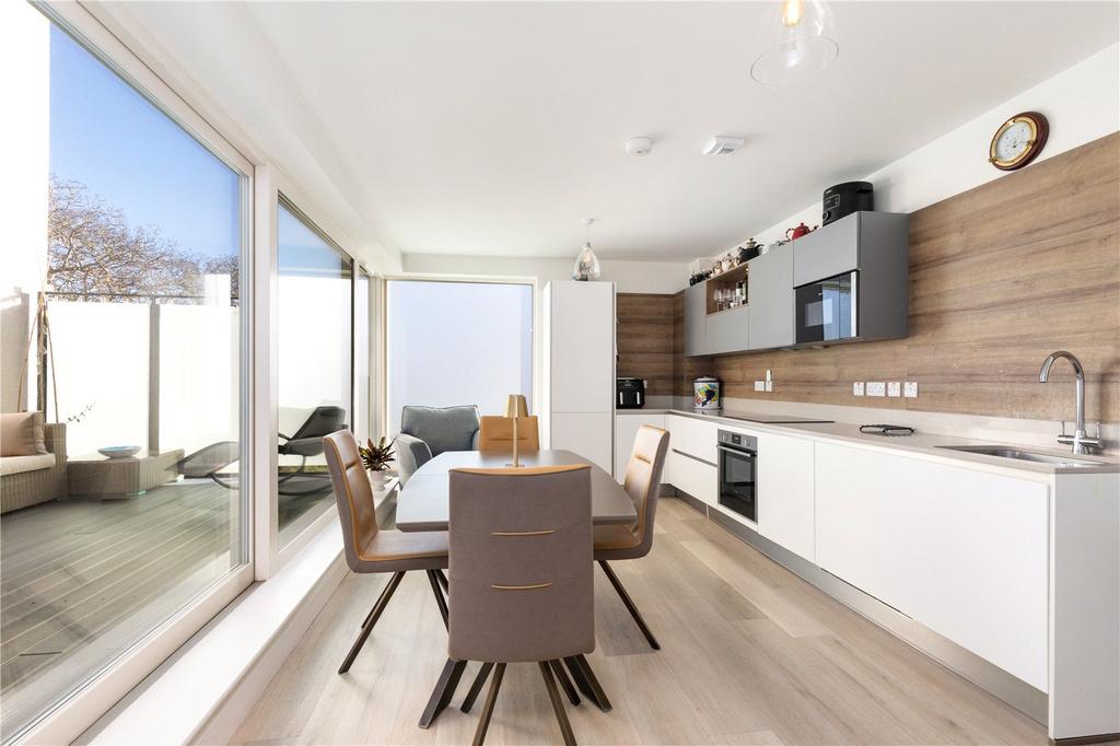 8 Westminster Wood