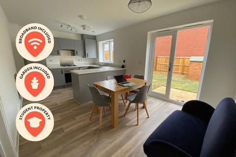 4 bedroom semi-detached house to rent, Shepherd Close, Stoke Gifford, Bristol, South Gloucestershire, BS34