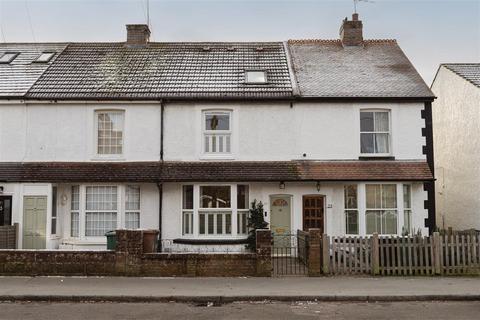 2 bedroom terraced house for sale, New North Road, Reigate