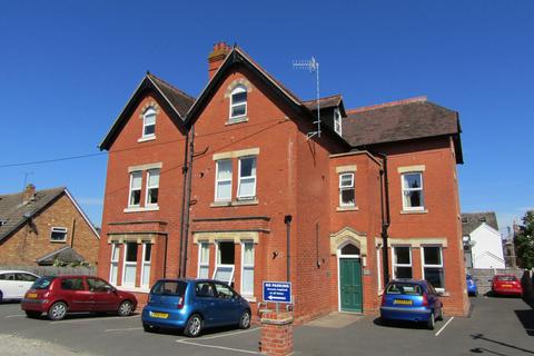 Studio to rent, Selborne Road West, Worcester WR1