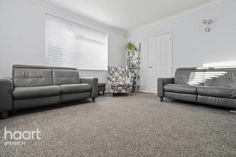 2 bedroom detached bungalow for sale, Tuddenham Avenue, Ipswich