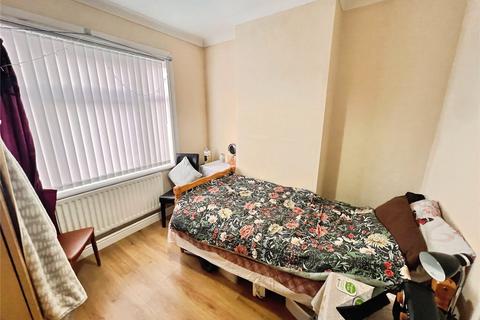 3 bedroom semi-detached house for sale, Bladon Street, Staffordshire DE15