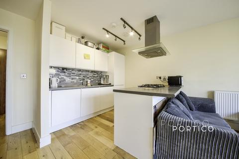 1 bedroom flat to rent, Paul Shekleton House, 39 Trinity Close, E11