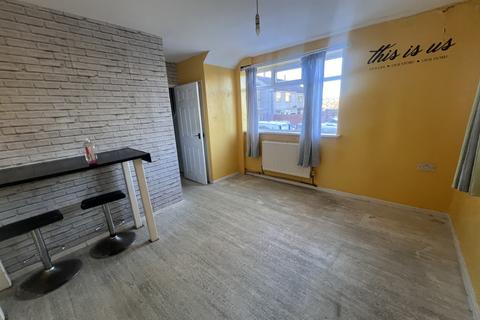 3 bedroom terraced house for sale, Ruffield Side, Wyke BD12