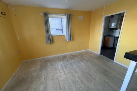 3 bedroom terraced house for sale, Ruffield Side, Wyke BD12