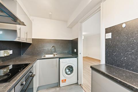2 bedroom flat for sale, 42 West Graham Street, Flat 3/13, Dalhousie Court, Garnethill, G4 9LH