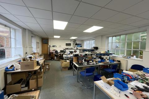 Office to rent, Copyground Ln High Wycombe HP12 3ET
