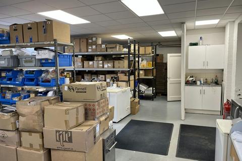 Office to rent, Copyground Ln High Wycombe HP12 3ET